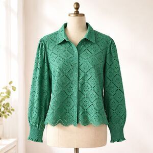 Chico's Top Size 4 XXL US 20 Eyelet Green Button Front Long Sleeve Cotton Woman